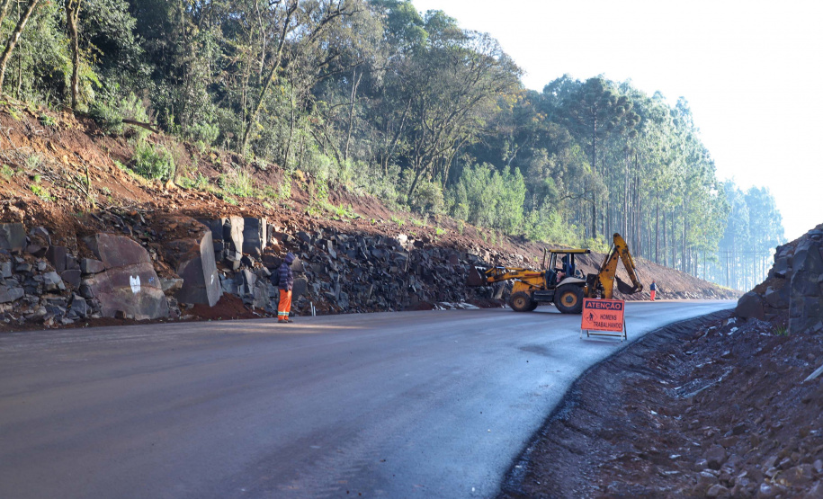 Asfalto na PR-912 garante novos tempos a Coronel Domingos SoaresFoto: José Fernando Ogura/AEN