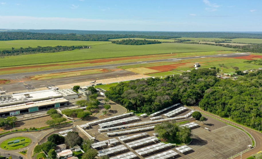 O governador Carlos Massa Ratinho Junior participou nesta quinta-feira (18) de uma reunião com a direção brasileira de Itaipu Binacional, em Foz do Iguaçu, e destacou que a parceria entre o Estado e a hidrelétrica é fundamental para ajudar o Paraná na retomada da economia. Foto:Rubens Fraulini/Itaipu Binacional