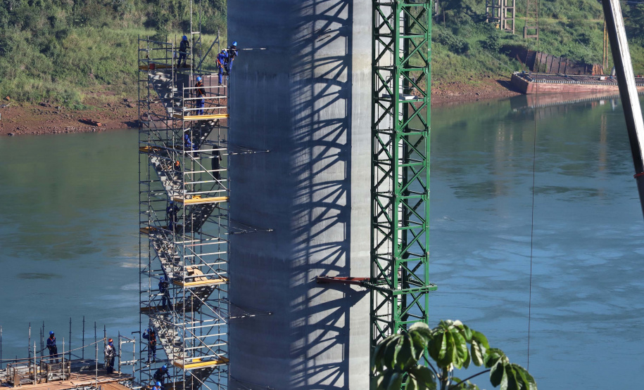 Segunda ponte de Foz do Iguaçu tem ritmo intenso de obras. Foto: José Fernando Ogura/AEN