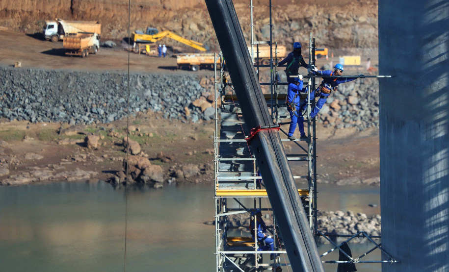 Segunda ponte de Foz do Iguaçu tem ritmo intenso de obras. Foto: José Fernando Ogura/AEN