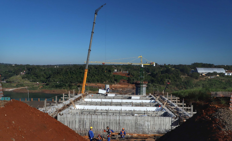 Segunda ponte de Foz do Iguaçu tem ritmo intenso de obras. Foto: José Fernando Ogura/AEN