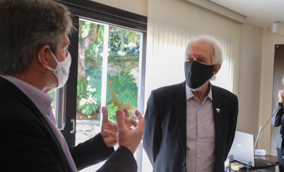 AERP O vice governador Darci Piana participa nesta sexta-feira (19) do programa Em Pauta da Associação das Emissoras de Radiodifusão do Paraná (AERP). Curitiba, 19/06/2020 - Foto: Geraldo Bubniak/AEN