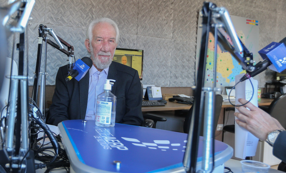 AERP O vice governador Darci Piana participa nesta sexta-feira (19) do programa Em Pauta da Associação das Emissoras de Radiodifusão do Paraná (AERP). Curitiba, 19/06/2020 - Foto: Geraldo Bubniak/AEN
