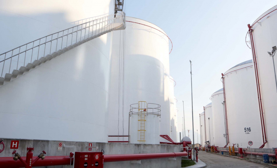 Parceria com iniciativa privada transforma o Porto de Paranaguá. Foto: Claudio Neves