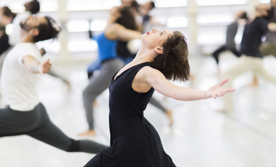 Balé Teatro Guaíra oferece oficinas virtuais de dança para crianças, jovens e melhor idade. Foto:CCTG