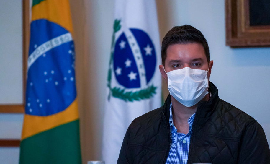 O Governo do Estado instala nesta sexta-feira (26) o Comitê de Planejamento de Retorno às Aulas Pós-pandemia, que vai estabelecer um plano único de volta às aulas presenciais em todo Paraná. O comitê terá a participação de todos os setores representativos da educação no Estado, tanto da rede pública quanto particular, e das secretarias estaduais da Educação, Saúde, Casa Civil e Planejamento. Foto: Guilherme Flores/Casa Civil