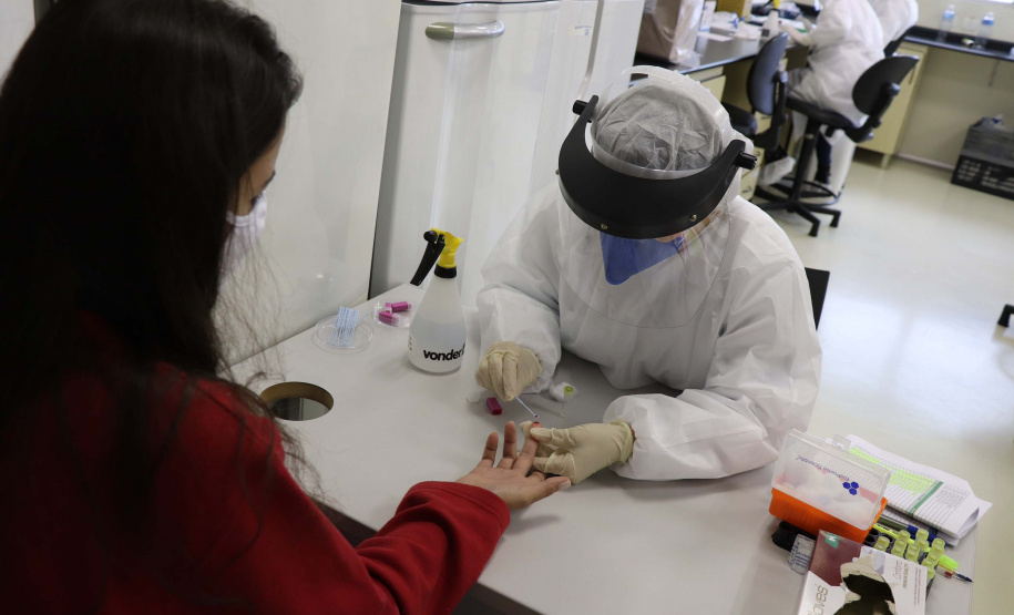 Empresas do Parque Tecnológico da Saúde do Tecpar testam colaboradores para Covid-19.Foto:Tecpar