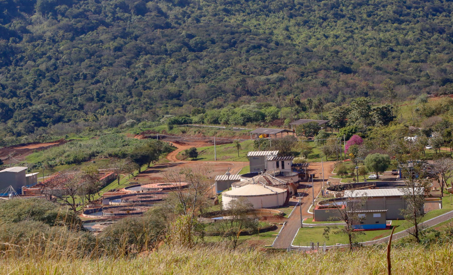 A a obra complementa outra importante ação da Sanepar na cidade, a Estação de Tratamento de Esgoto Sul, cuja capacidade de vazão média saltará de 491 litros por segundo para 545 litros por segundo. O investimento nos dois complexos é de R$ 60 milhões.Foto Gilson Abreu