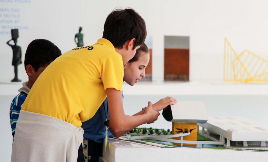 Oficinas virtuais do MON já alcançaram mais de 165 mil pessoas