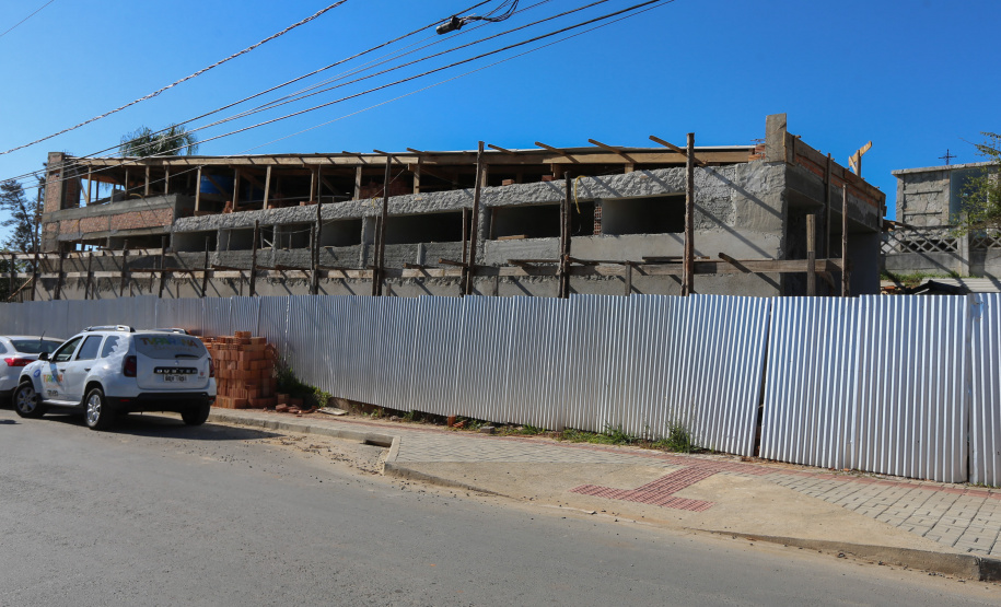 Capela Morturia SJ Triunfo A Secretaria de Desenvolvimento Urbano e Obras Públicas está investindo R$ 273 mil para a construção da nova capela mortuária do município (o prédio original é de 1996), além de R$ 370 mil para o novo muro e uma rampa de acesso ao cemitério. Foto: Geraldo Bubniak/AEN