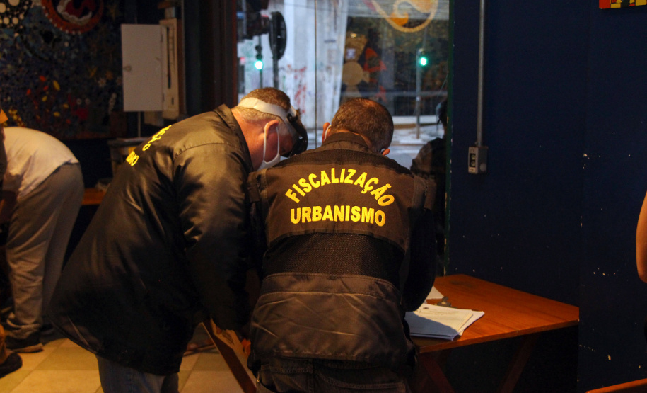 Curitiba, 04 de Julho de 2020. AIFU realiza fiscalização de estabelecimentos comerciais com foco no cumprimento de protocolos sanitários contra a COVID-19.
