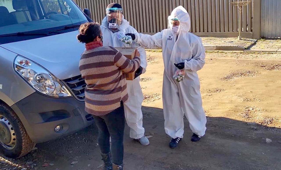 Comunidades recebem máscaras da Celepar para atuação voluntária
. Foto: Celepar