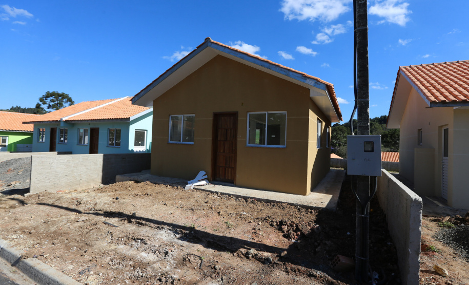 Casas Reboucas Requalificacao Urbana Reboucas - Vila Facao - 53 casas populares que estão sendo construídas pelo Governo do Paraná em Rebouças - Foto: Geraldo Bubniak/AEN