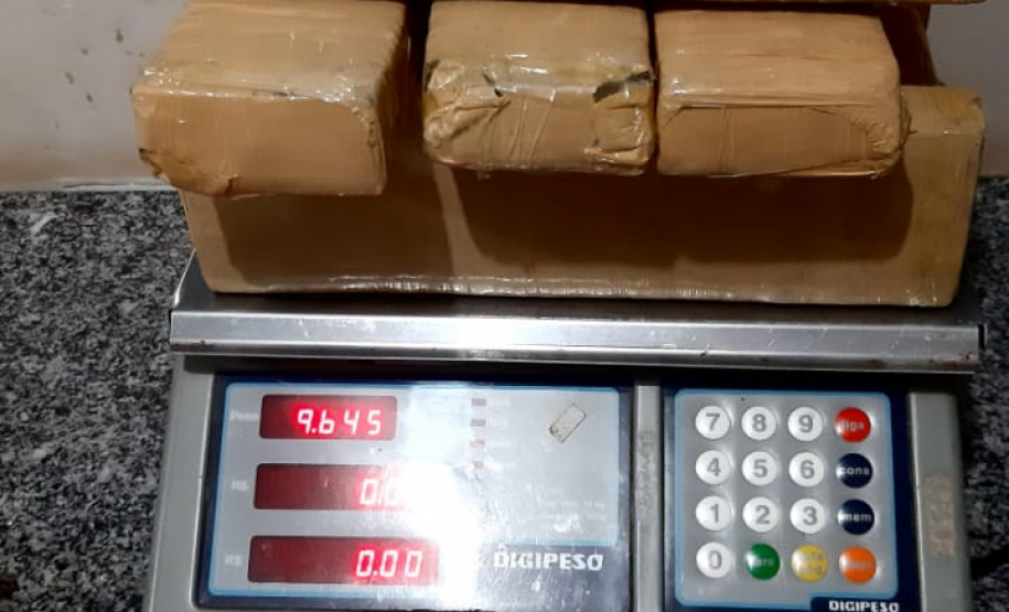 A Operação Metrópolis, ação conjunta entre as forças de segurança da região Oeste, resultou em 281 prisões e 61 mandados de Prisão cumpridos, além de 3,9 toneladas de drogas e 25 armas de fogo retiradas de circulação, entre os dias 26 de junho até esta segunda-feira (06/07). Foto:SESP