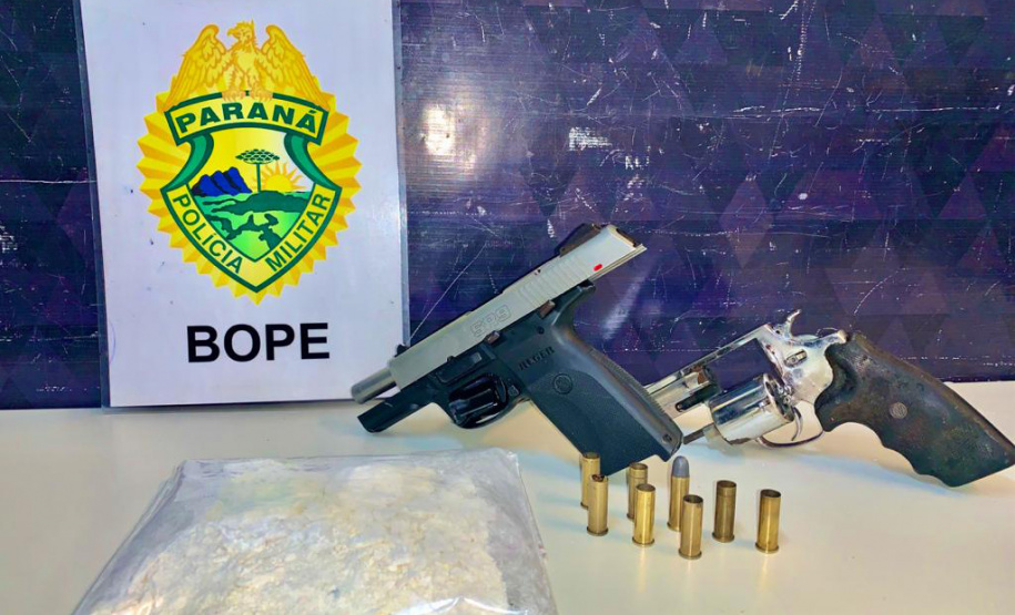 A Operação Metrópolis, ação conjunta entre as forças de segurança da região Oeste, resultou em 281 prisões e 61 mandados de Prisão cumpridos, além de 3,9 toneladas de drogas e 25 armas de fogo retiradas de circulação, entre os dias 26 de junho até esta segunda-feira (06/07). Foto:SESP