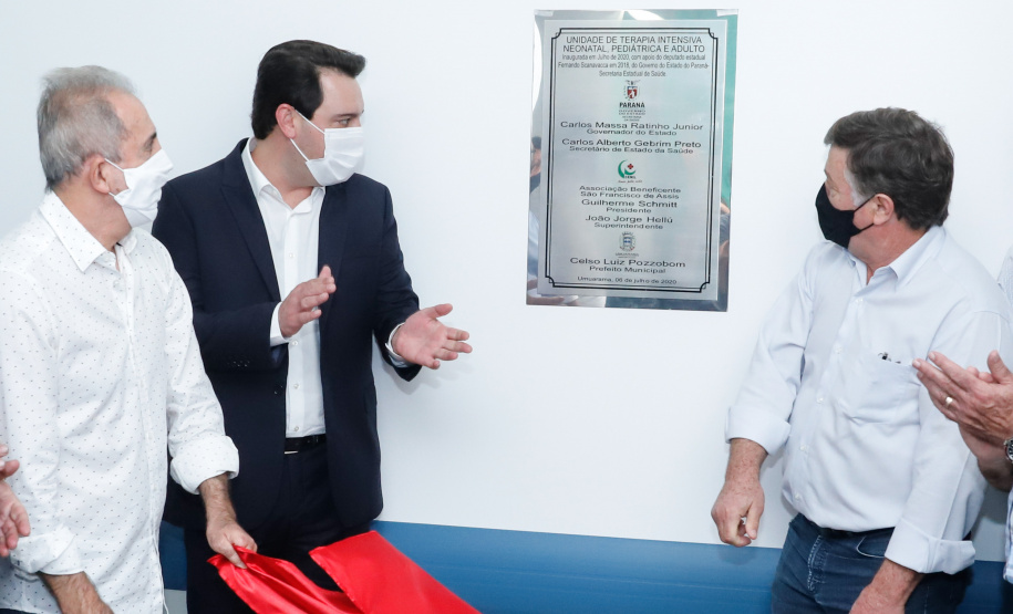 O governador Carlos Massa Ratinho Junior entregou nesta segunda-feira (13) dez novos leitos de Unidade de Terapia Intensiva (UTI) para o Hospital Cemil, em Umuarama, no Noroeste do Estado.