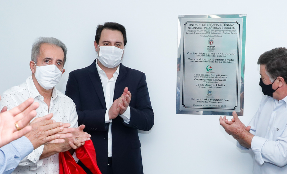 O governador Carlos Massa Ratinho Junior entregou nesta segunda-feira (13) dez novos leitos de Unidade de Terapia Intensiva (UTI) para o Hospital Cemil, em Umuarama, no Noroeste do Estado.