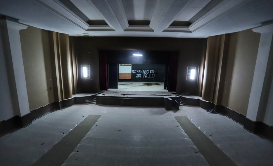 O Colégio Estadual do Paraná (CEP), localizado em Curitiba, está passando pela maior reforma e restauro da história