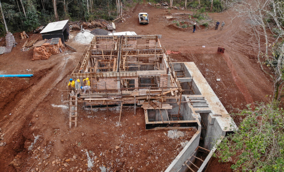 Obras da Sanepar em Laranjeiras do Sul.