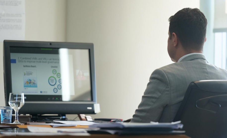 O Governo do Paraná publica este mês um documento com a adequação e resultados das metas e indicadores dos Objetivos de Desenvolvimento Sustentável (ODS), reforçando o compromisso do Estado com a Agenda 2030 da ONU