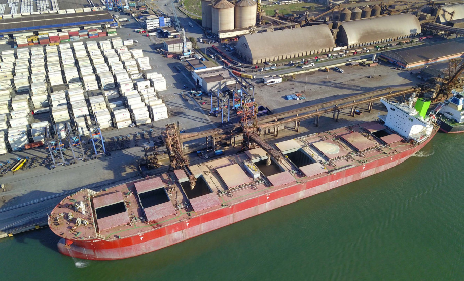 Porto de Paranaguá vai leiloar área de veículos
. Foto: José Fernando Ogura/AEN