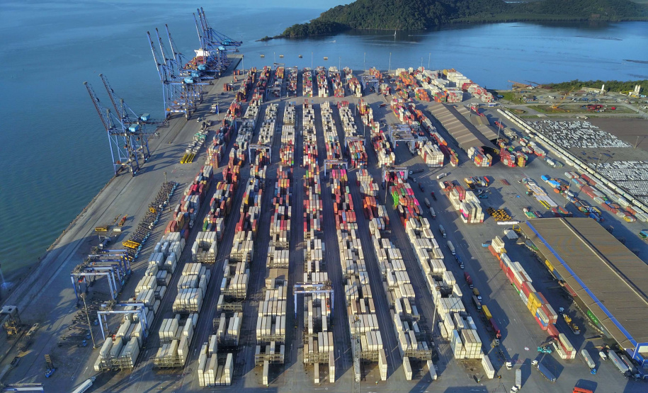 Porto de Paranaguá vai leiloar área de veículos
. Foto: José Fernando Ogura/AEN