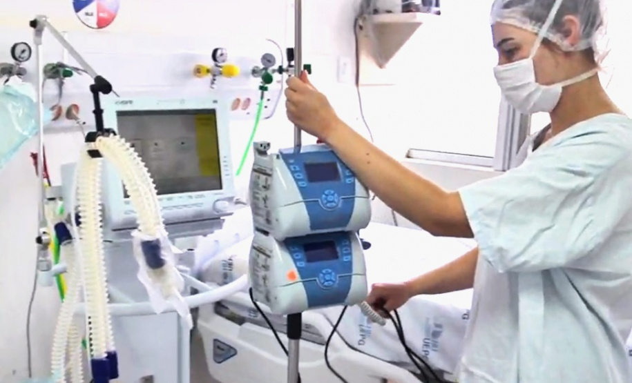 Universitário de Ponta Grossa tem mais 10 leitos novos de UTI . Foto:Juliano Mattozo