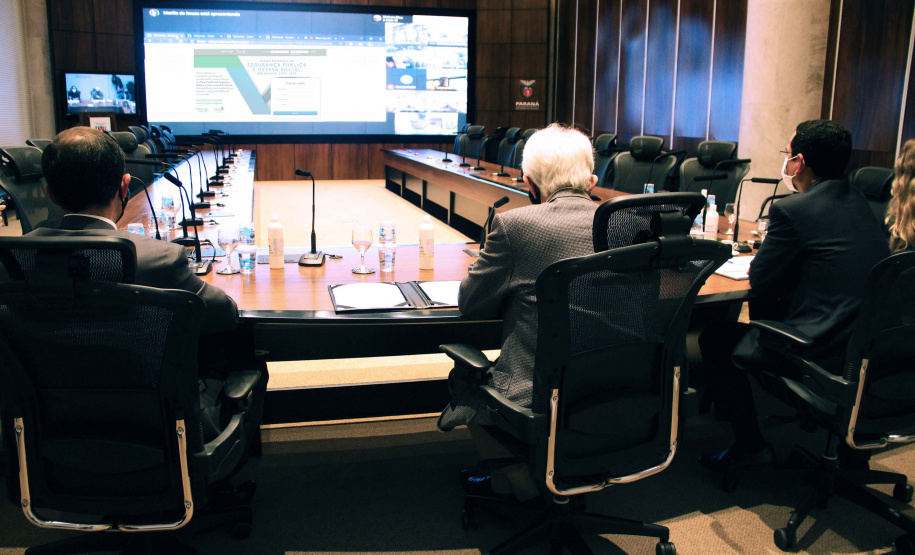 Sociedade poderá participar do Plano Estadual de Segurança Pública.A ferramenta foi lançada nesta segunda-feira (20), em uma videoconferência com a participação do vice-governador Darci Piana; do presidente da Fiep, Carlos Walter; do secretário estadual de Segurança Pública, Romulo Marinho; e de representantes de outras entidades envolvidas na elaboração do plano. Foto:SESP