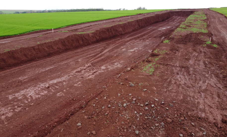 Contorno Palotina Obras do contorno viário de Palotina que terá extensão de cerca de 16 km e está sendo construído para desviar o trânsito de caminhões do centro da cidade.Foto: Geraldo Bubniak/AEN