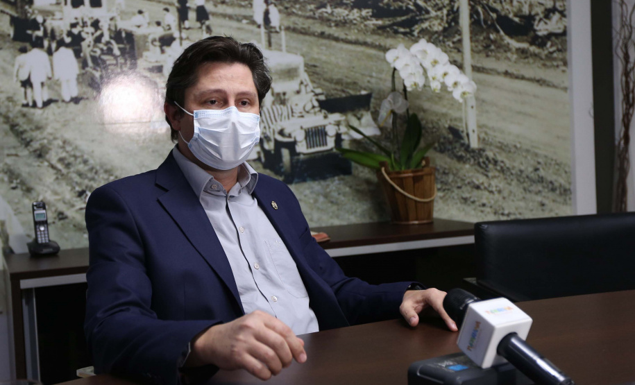 Contorno Palotina Obras do contorno viário de Palotina que terá extensão de cerca de 16 km e está sendo construído para desviar o trânsito de caminhões do centro da cidade. Entrevista com o Prefeito Jucenir Stentzler. Foto: Geraldo Bubniak/AEN