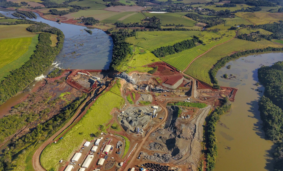 Construção da PCH Bela Vista avança em várias frentes