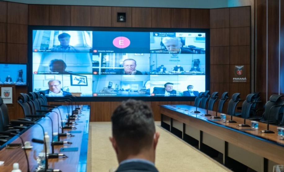 Governo instala comitê para expandir as telecomunicações no Estado
. Foto: Guilherme Flores/Casa Civil