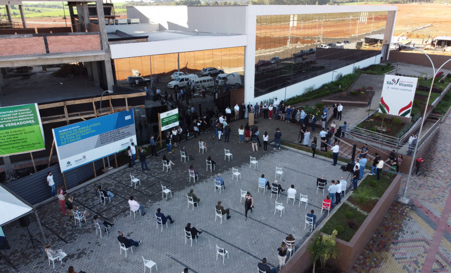 Cancer Center Guarapuava Foi inaugurada nesta quarta-feira (22) a primeira etapa do Cancer Center de Guarapuava, na região central do Estado. O prédio abriga a ala de quimioterapia e o Instituto para a Pesquisa do Câncer (IPEC), um dos maiores centros de pesquisa genômica do País.
22/07/2020 - Foto: Geraldo Bubniak/AEN