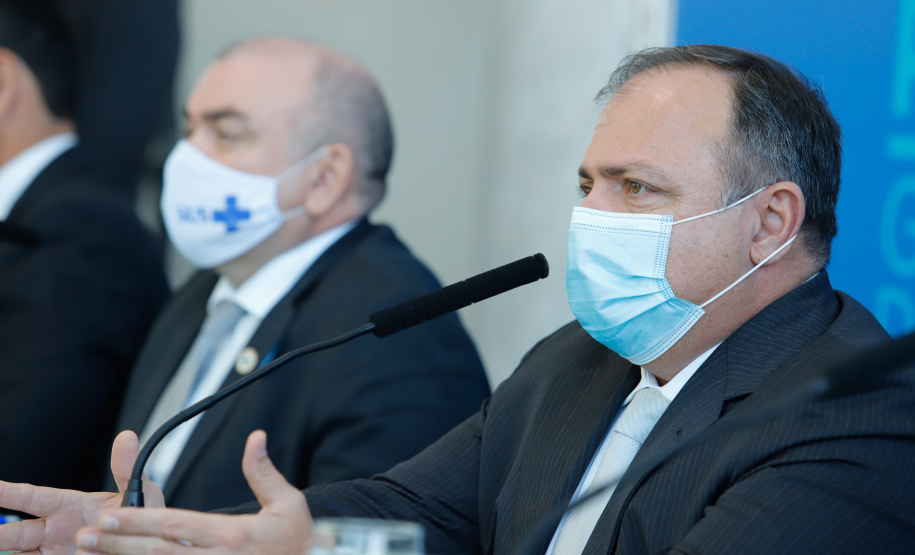 Governador Carlos Massa Ratinho Junior, recebe o ministro interino Eduardo Pazuello.