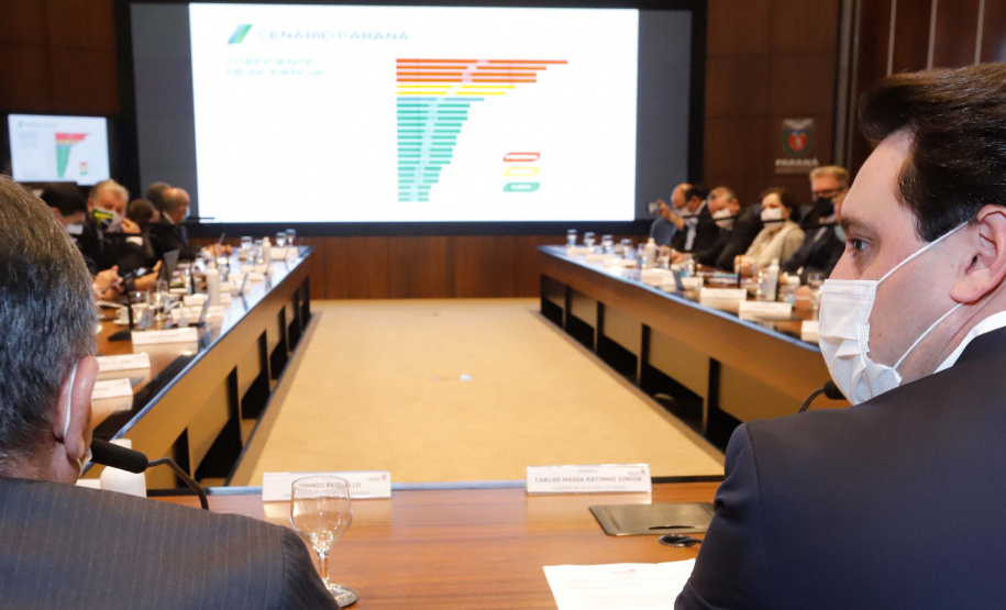 Governador Carlos Massa Ratinho Junior, recebe o ministro interino Eduardo Pazuello.