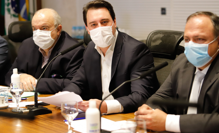 Governador Carlos Massa Ratinho Junior, recebe o ministro interino Eduardo Pazuello.