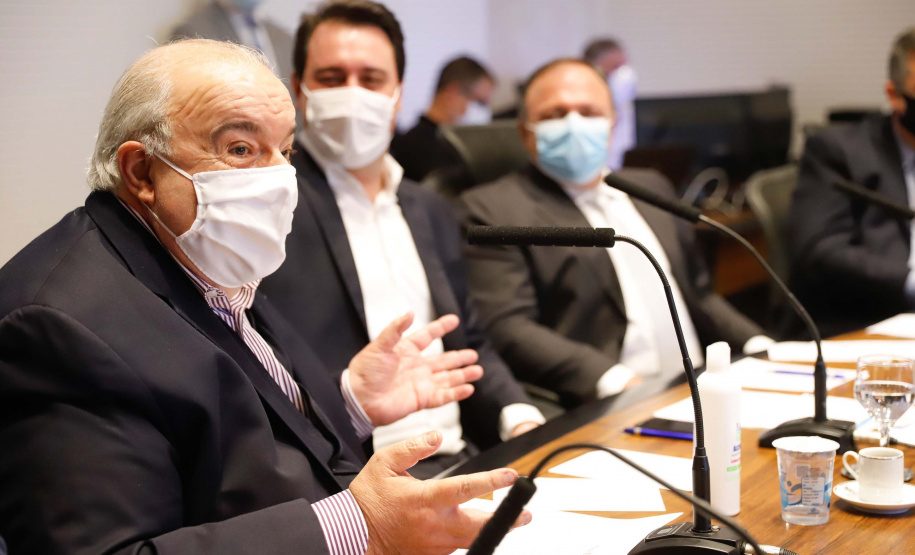 Governador Carlos Massa Ratinho Junior, recebe o ministro interino Eduardo Pazuello.