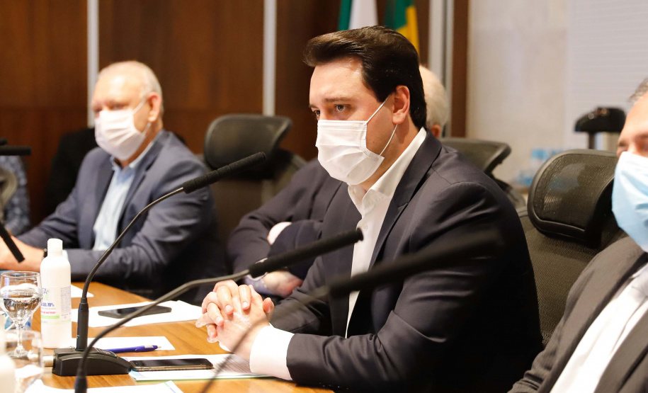 Governador Carlos Massa Ratinho Junior, recebe o ministro interino Eduardo Pazuello.