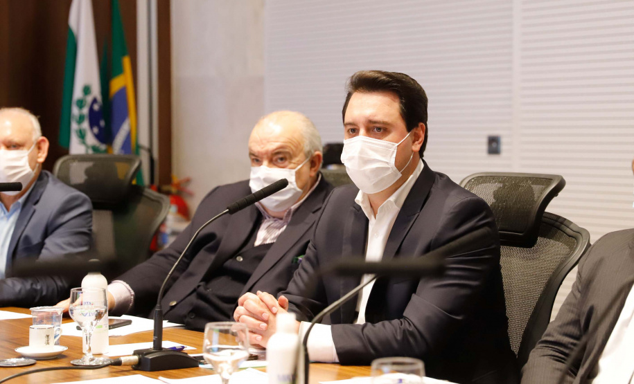 Governador Carlos Massa Ratinho Junior, recebe o ministro interino Eduardo Pazuello.