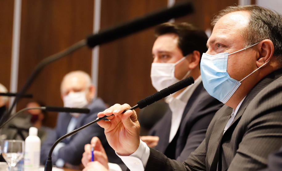 Governador Carlos Massa Ratinho Junior, recebe o ministro interino Eduardo Pazuello.