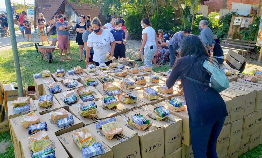 Porto faz segunda entrega de cestas às comunidades das ilhas
.Foto:Pierpaolo Nota