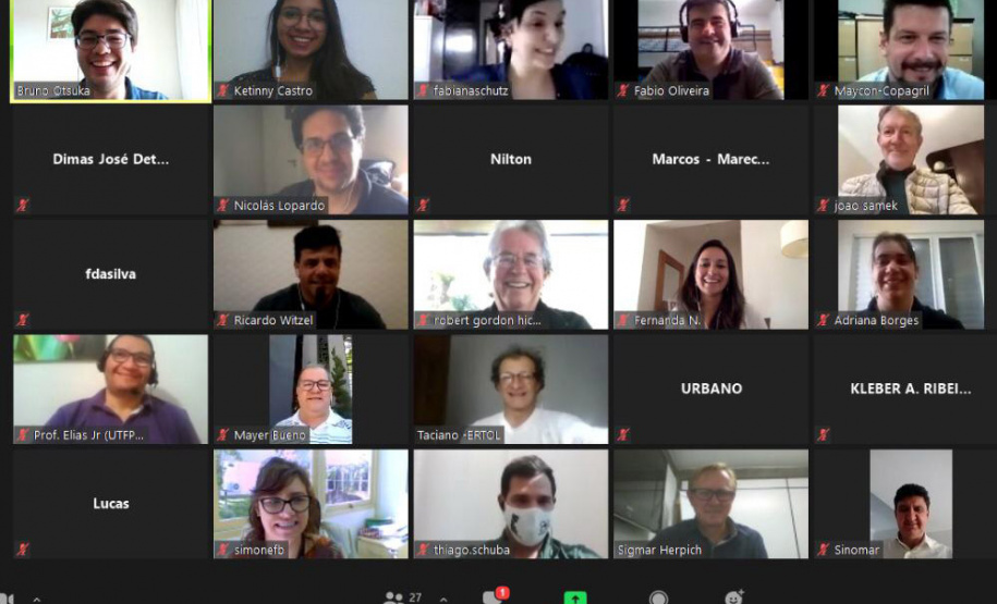 As normas aprovadas garantem a qualidade da água na Bacia do Paraná 3, que compreende as Regiões Oeste e Sudoeste do Estado. As ações visam o cuidado dos rios até 2040 e beneficiam cerca de 1 milhão de pessoas.
Foto: IAT