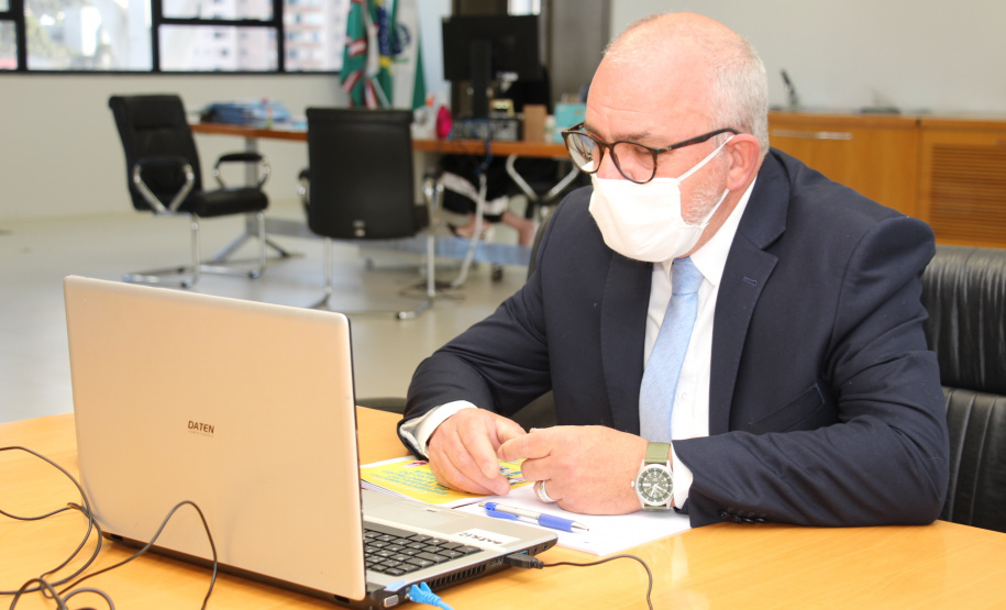 Apresentada nesta terça-feira (28), a cartilha tem como foco alertar e conscientizar os profissionais que atuam na área e demais trabalhadores sobre as questões do trabalho infantil.
Foto: SEJUF