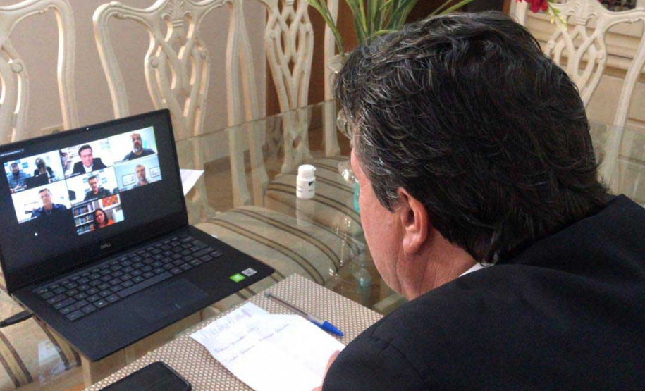 Live debate conservação das florestas paranaenses
. Foto:SEDEST