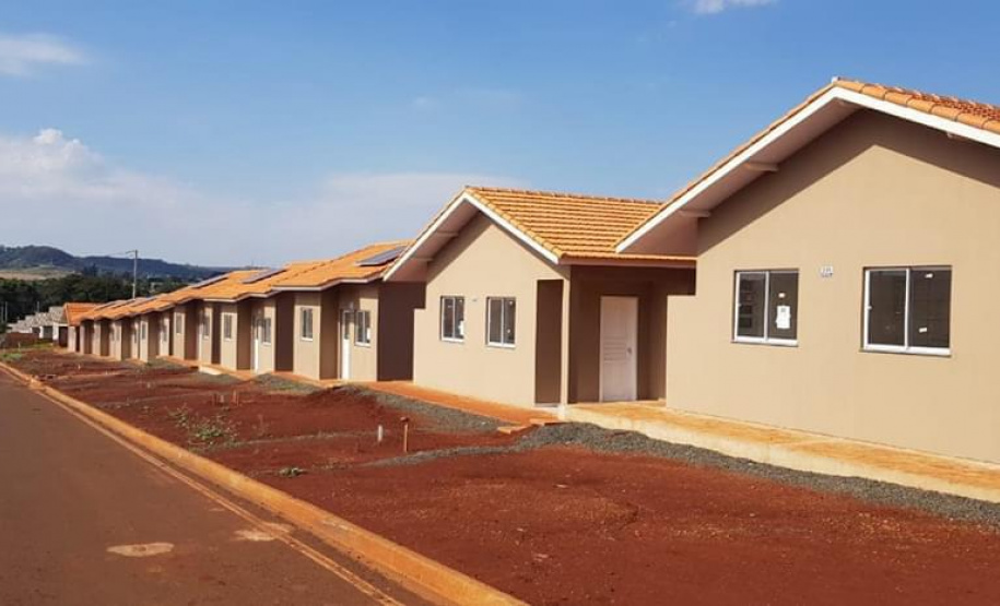 Famílias são realocadas de áreas de risco para casas populares
. Foto: Assessoria / Prefeitura de São Miguel do Iguaçu)