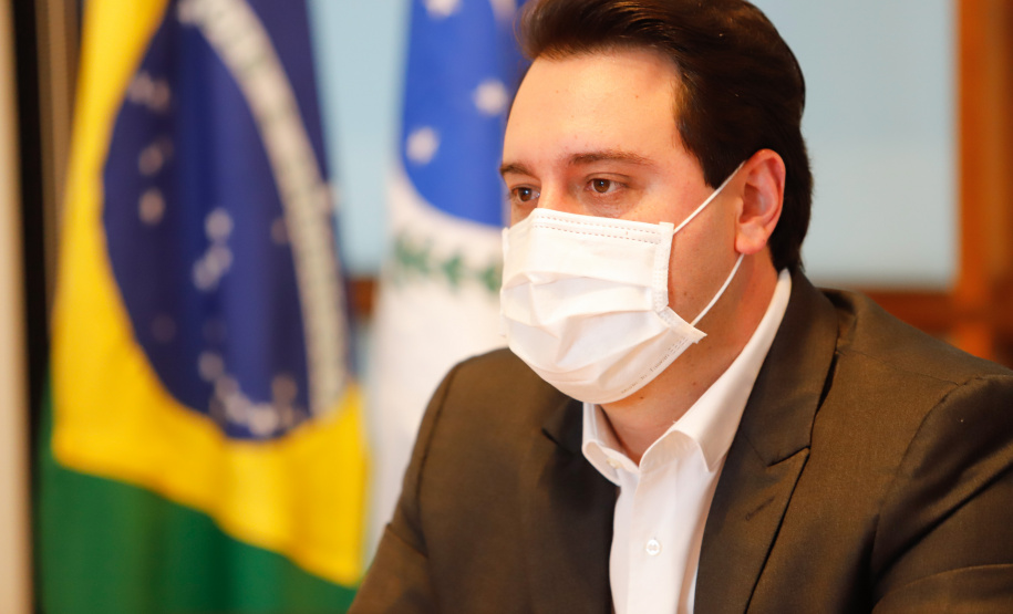 O novo Anel de Integração foi pauta de mais um encontro virtual, realizado nesta quinta-feira (30), entre o governador Carlos Massa Ratinho Junior, o ministro da Infraestrutura, Tarcísio Gomes de Freitas, e a bancada federal paranaense. Estado e a União seguem discutindo lotes, obras e a modelagem da nova concessão de rodovias que cortam o Paraná.