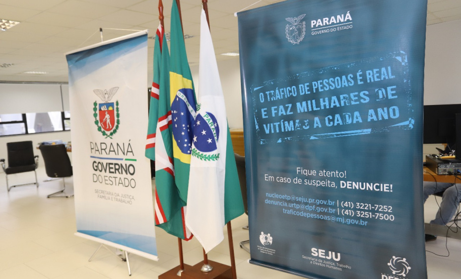 A Secretaria da Justiça, Família e Trabalho do Paraná transmitiu nesta quinta-feira, uma “Live” apresentando o 4º Seminário de Enfrentamento ao Tráfico de Pessoas. FOTO:SEJUF