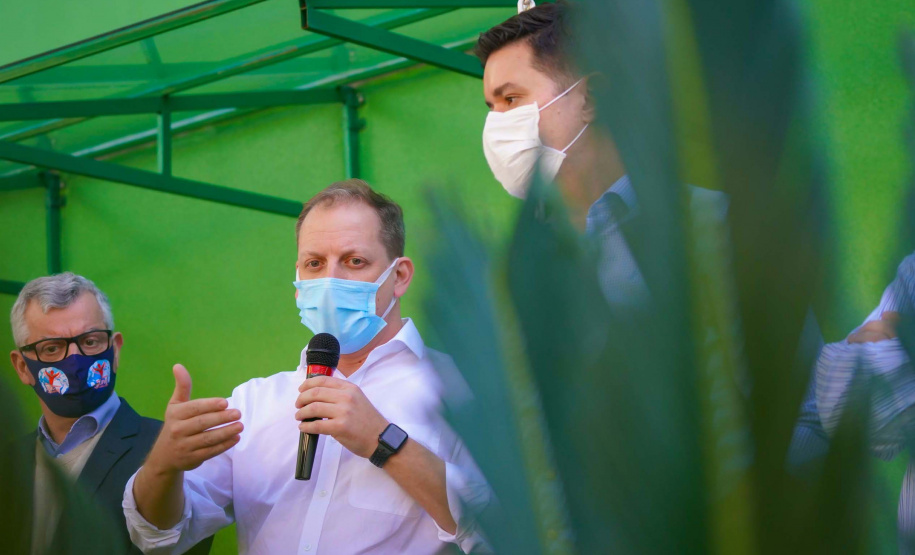 Principal artéria do Sudoeste, a PR-280 entrará em obras de revitalização, com nova pavimentação e terceiras faixas, ainda este ano, dentro do Programa de Revitalização da Segurança Viária do DER. O anúncio foi feito pelo chefe da Casa Civil, Guto Silva, nesta terça-feira (04), durante evento de entrega de respiradores em Palmas.   Foto: Guilherme Flores/Casa Civil