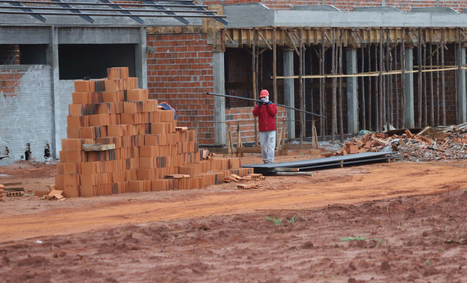 Colégio agrícola no Noroeste
terá sede esperada há 11 anos.