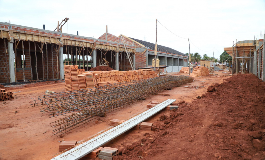 Colégio agrícola no Noroeste
terá sede esperada há 11 anos.